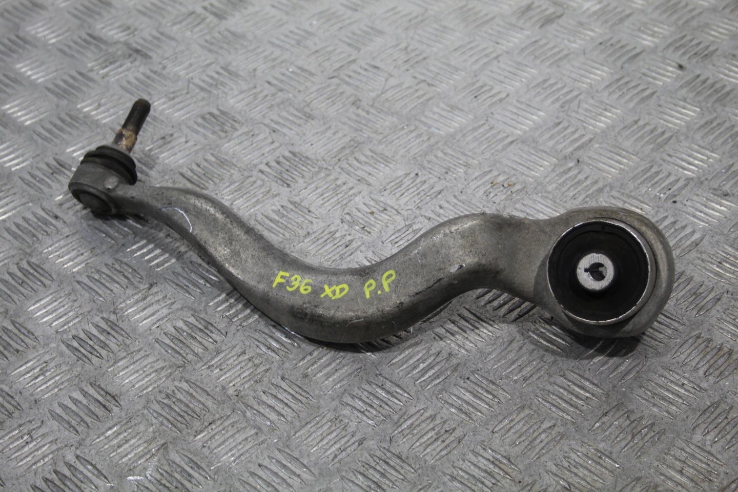 arm right front XD BMW 4 F36 GRAN COUPE