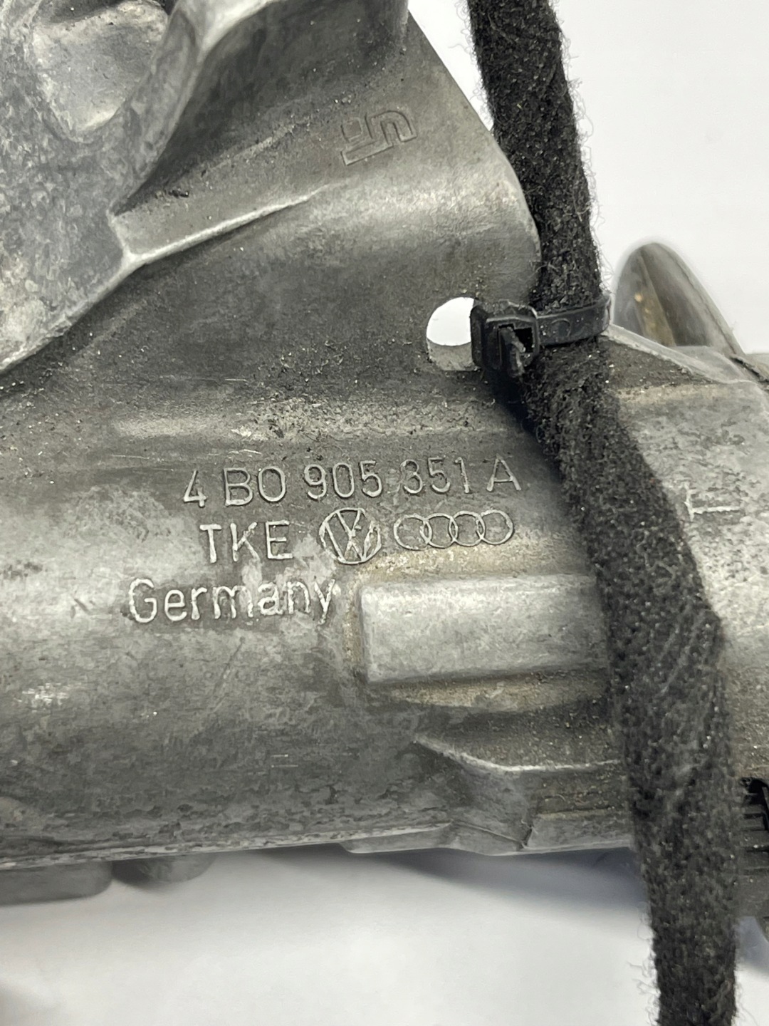 ignition key Skoda WV OE 4B0905351A