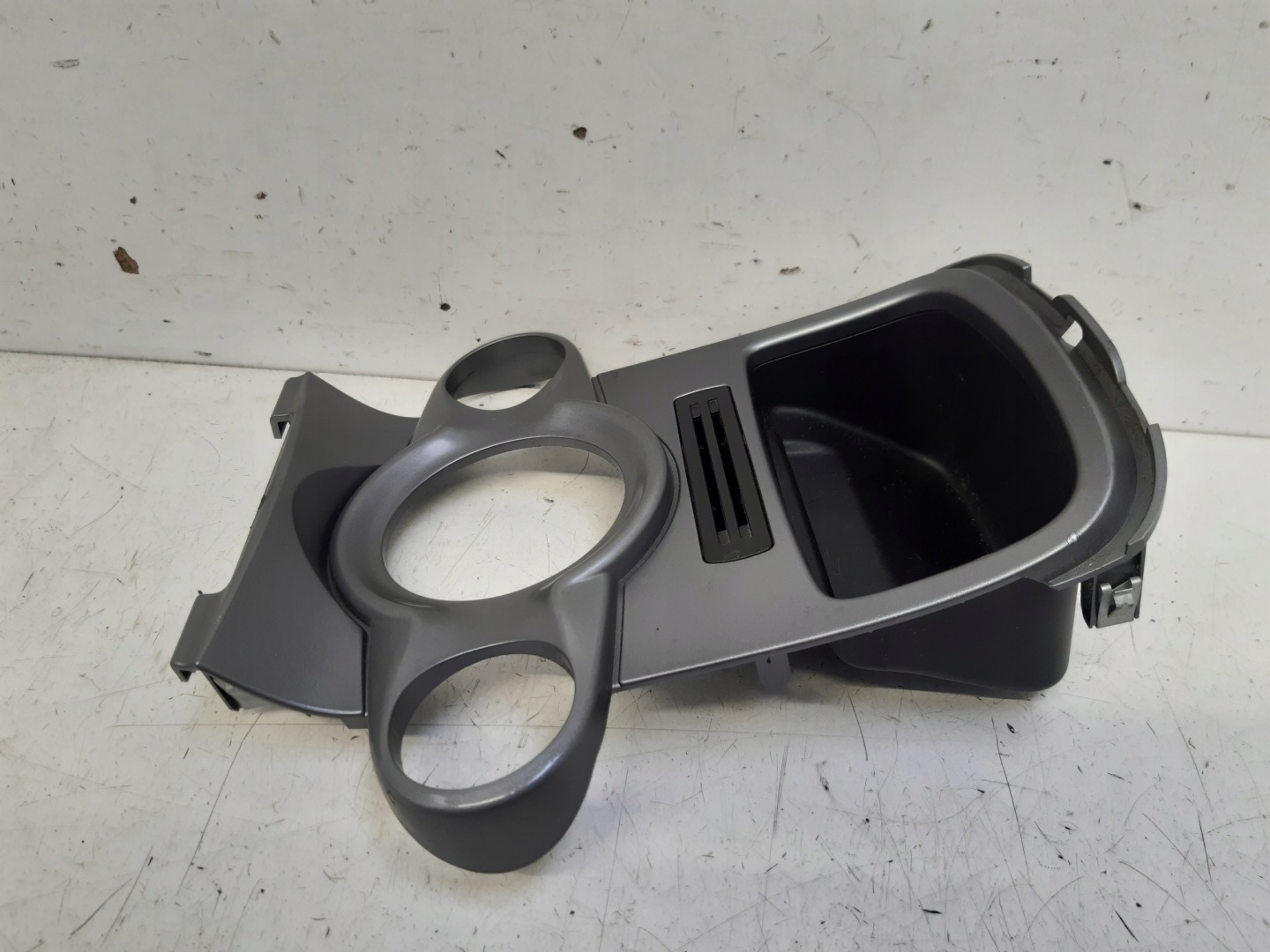 frame panel air conditioning devices 8A6118D422AF Ford Fiesta MK7