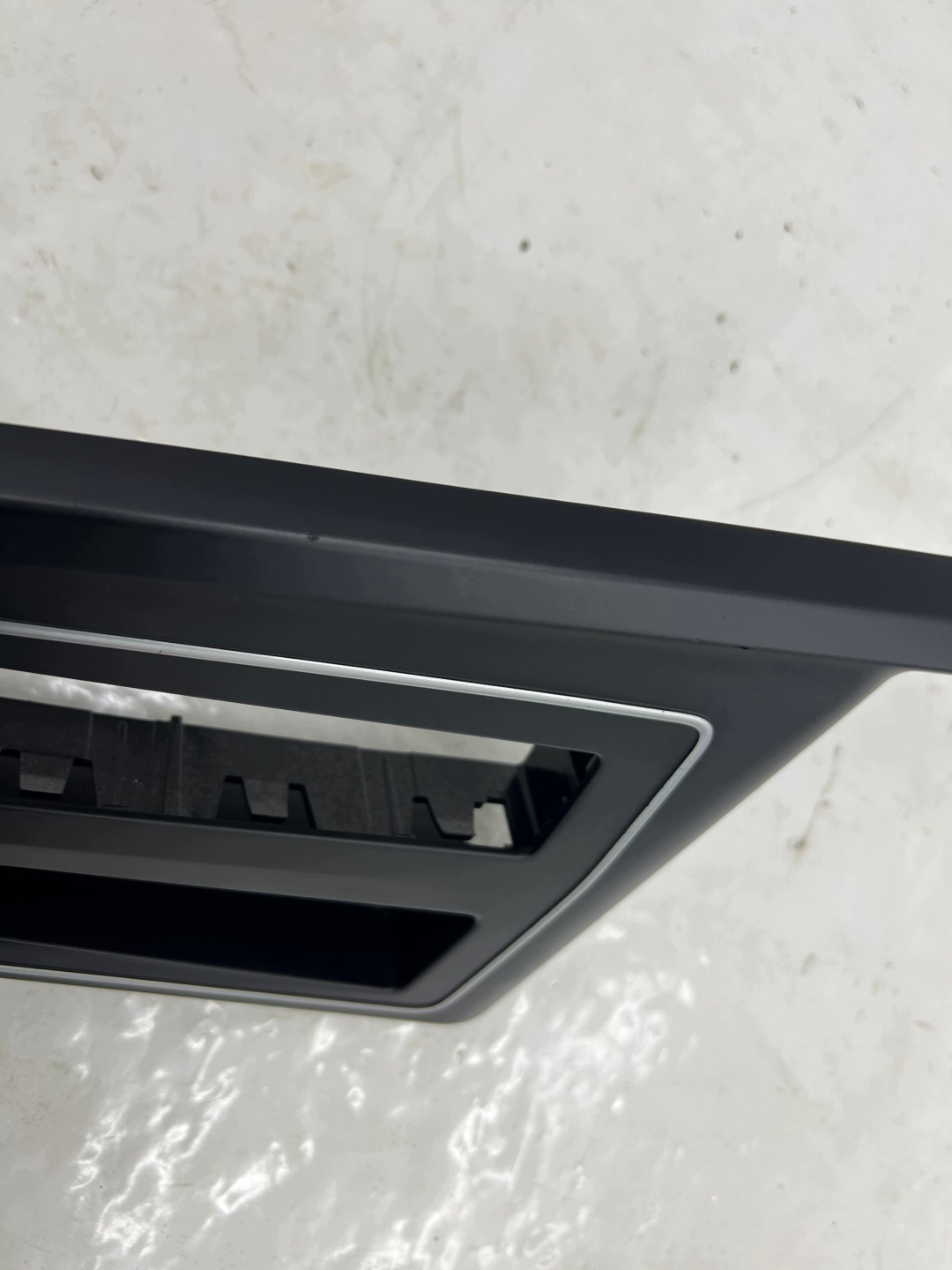 VW GOLF 8 VIII couverture console moyen noir satynowy 5H1864263A