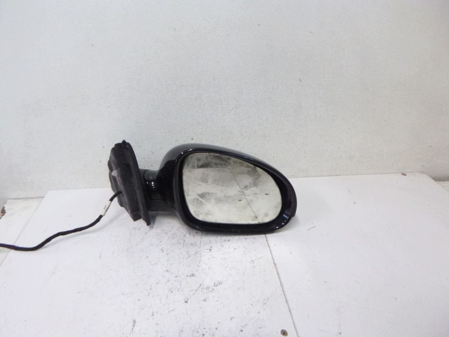 mirror right VW Golf V 03-08 LC9X 7 PIN z with an indicator OE
