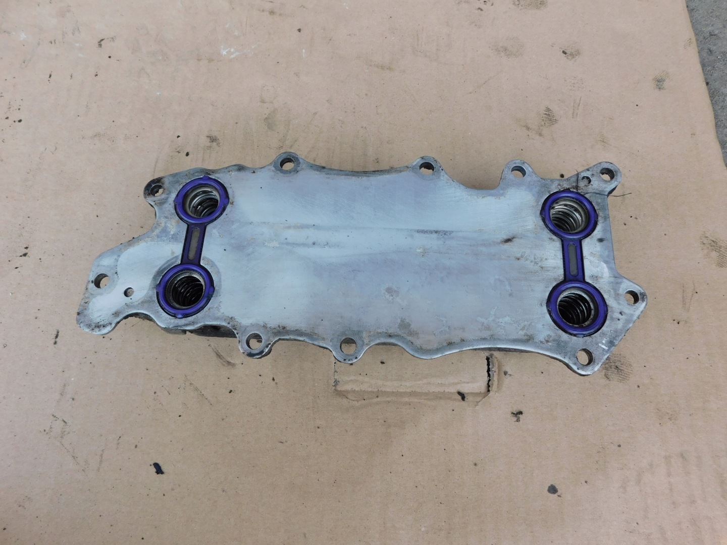 Mercedes Sprinter 906 3.0 V6 radiatore olio 6421800165