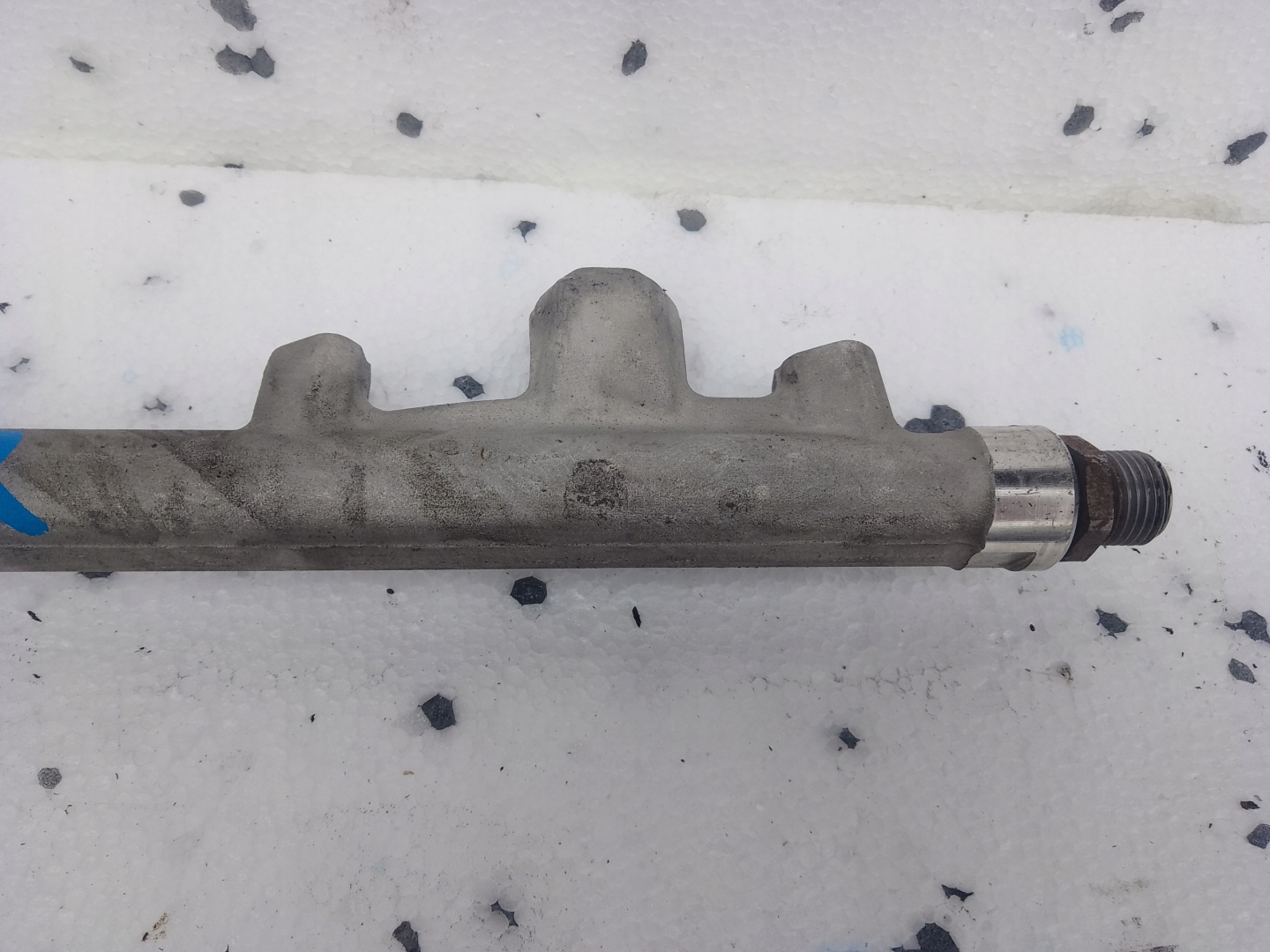 RAMPE INJECTION VOLKSWAGEN AUDI 06N133317A