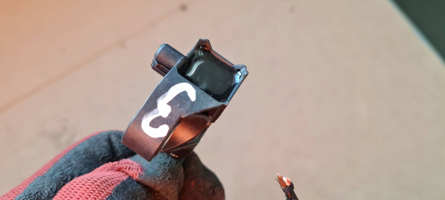 SQ5 Q5 80A LIFT CRASHSENSOR DRUCKSENSOR UDERZENIOWY CONNECTOR CONTACT 4N0959345 A6 C8 A7