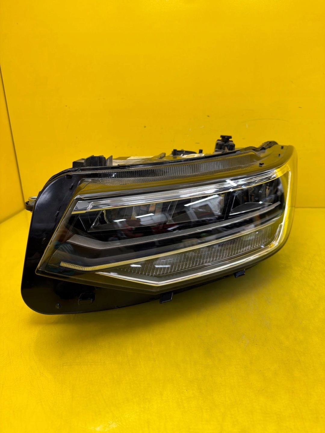 light left VW Tiguan Allspace 5NB Full Led 5NB941035C