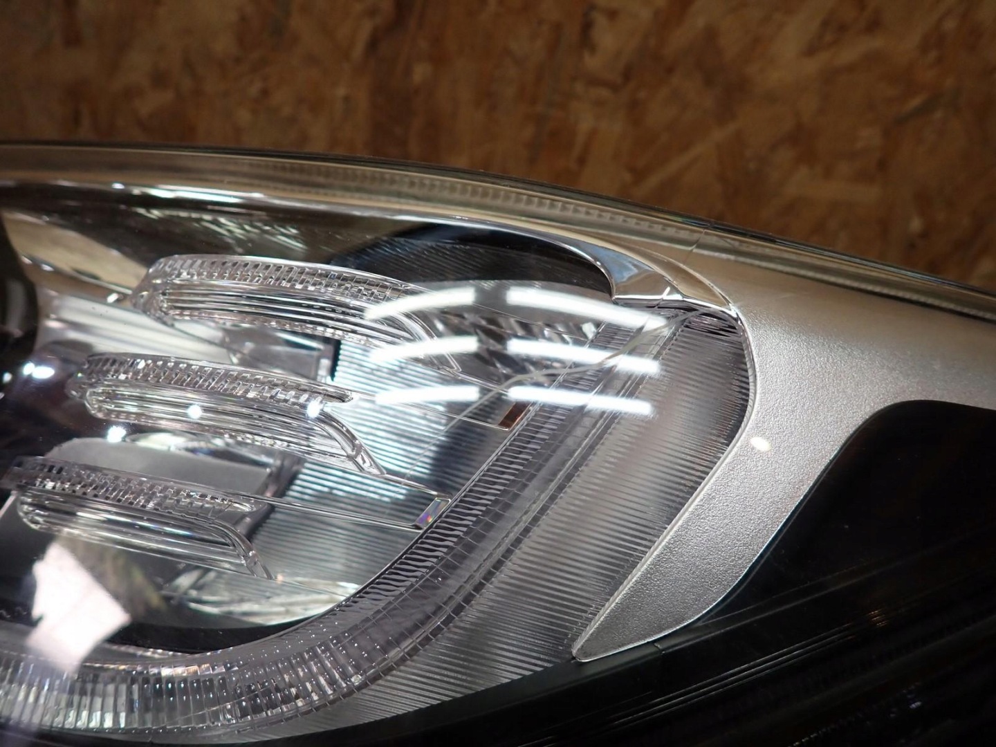 light left REFLEKTOR left LED KIA STONIC YB 2017-2020R 92101H8400