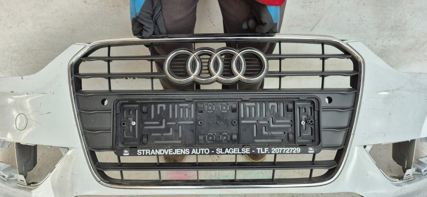 AUDI A4 B8 8K LIFT 11-15 bumper front front 4XPDC 8K0807437AA