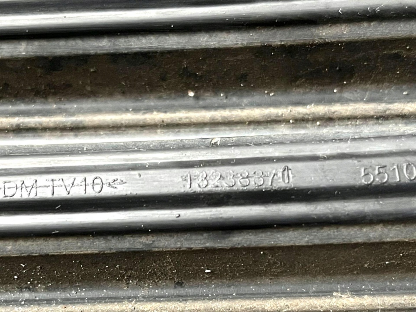 side grid of a bumper right side Opel Insignia A 2012 13238371