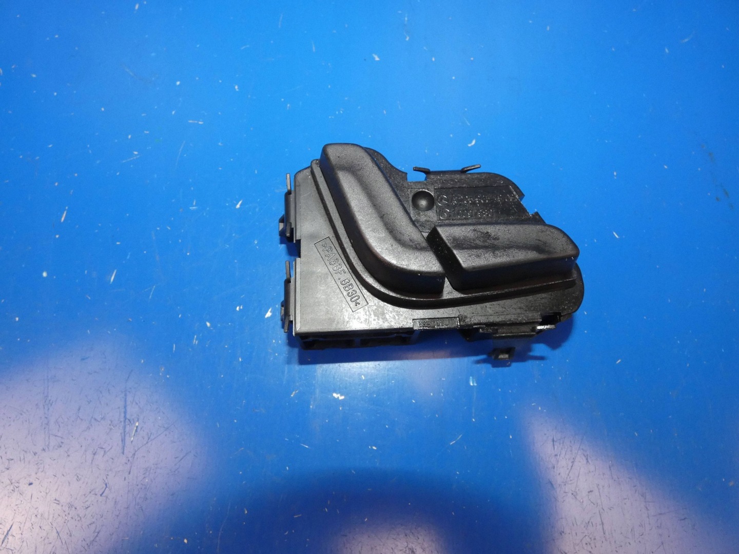 MERCEDES C KLASA W205 control panel seat switch right front