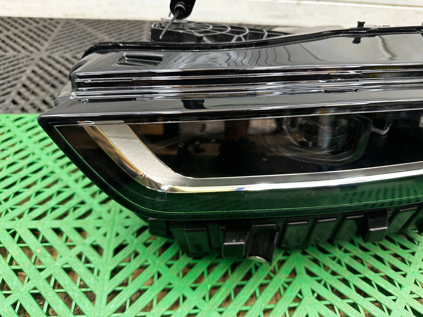 light front side right BMW X7 G07 LCI LIFT 5A5F0D5