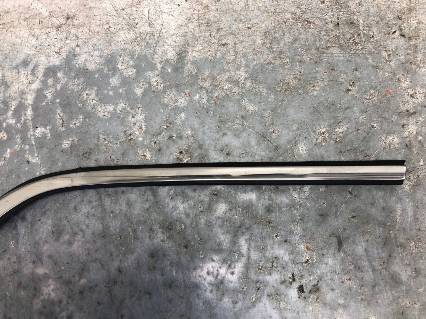 moulding CHROM right rear part JEEP COMPASS II 5XQ41DX8AF