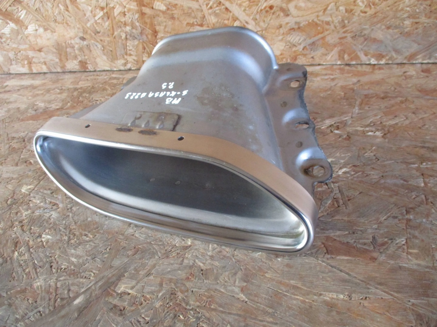 MERCEDES S KLASA W223 pipe end TLUMIKA right