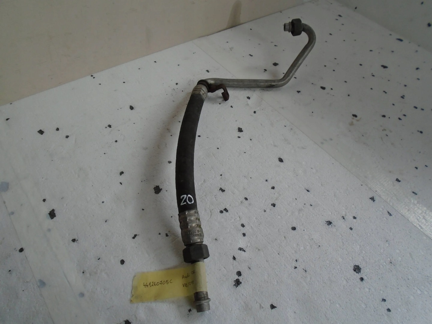 vedení klimatizaci 441260705C Audi OE V8/D11