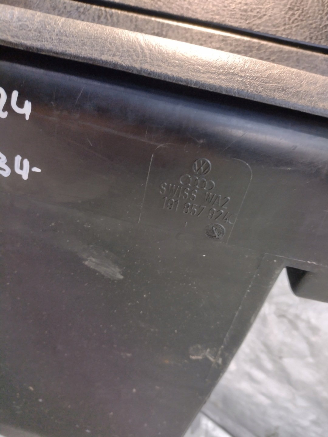 dashboard instrument panel Volkswagen Golf II 2