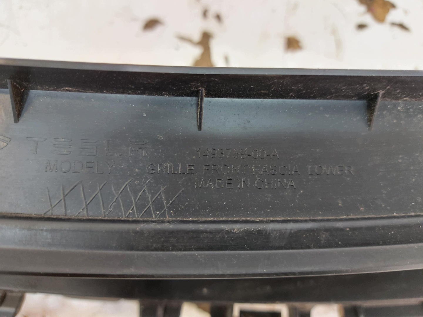 TESLA MODEL Y 2024r, Grill Grill der Stoßstange 1493759-00-A