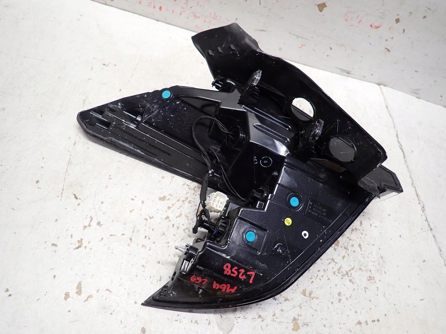 light rear part rear right MG4 MG 4 2021- LED SAIC VISION 10976794