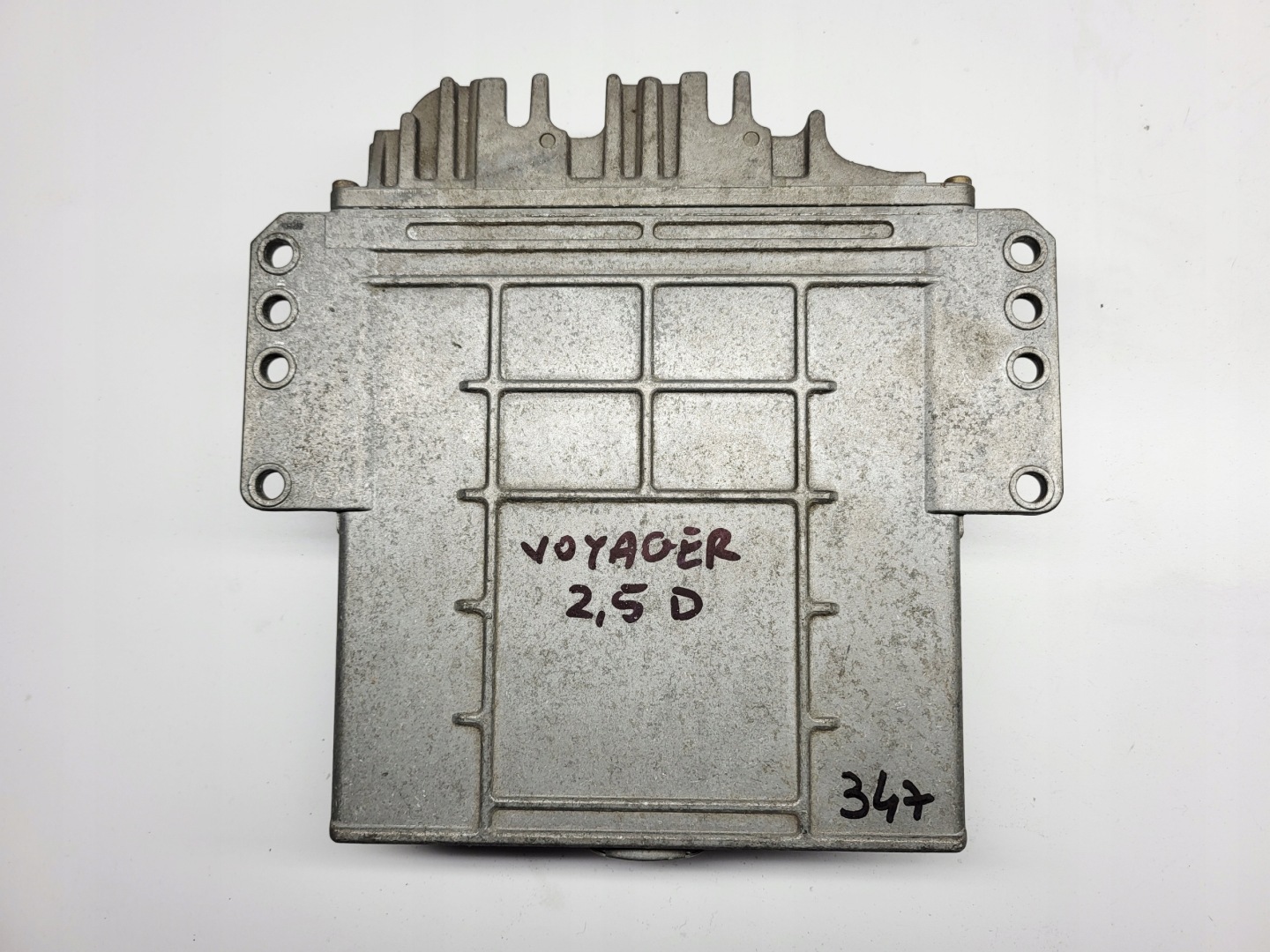 computer control unit of the engine Chrysler VOYAGER III 2.5D 0281001333 04686757
