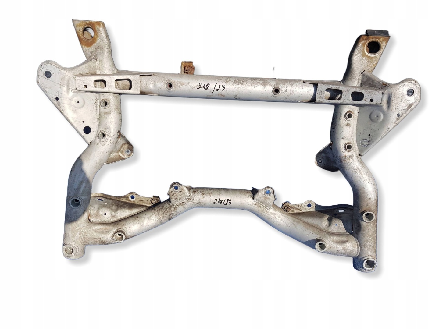 axle beam front MERCEDES CLS W218 sider subframe axle beam of the engine