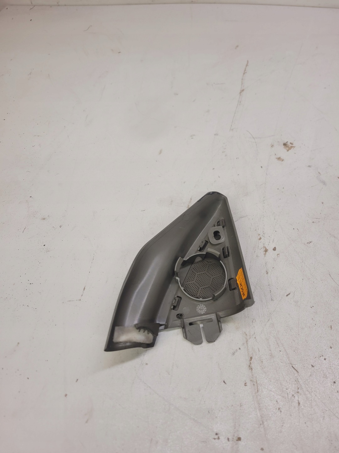 covering door AUDI A4 B6 CABRIO left 8H0868647