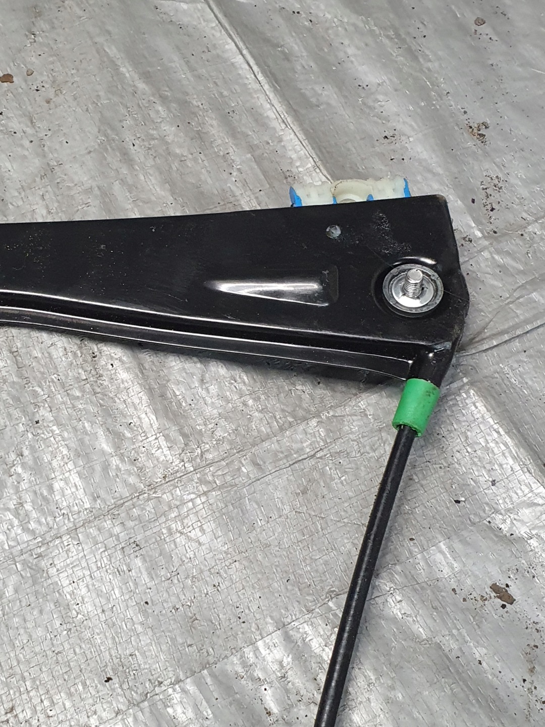 lift ELEK. left front VOLKSWAGEN GOLF 5 V 06r.