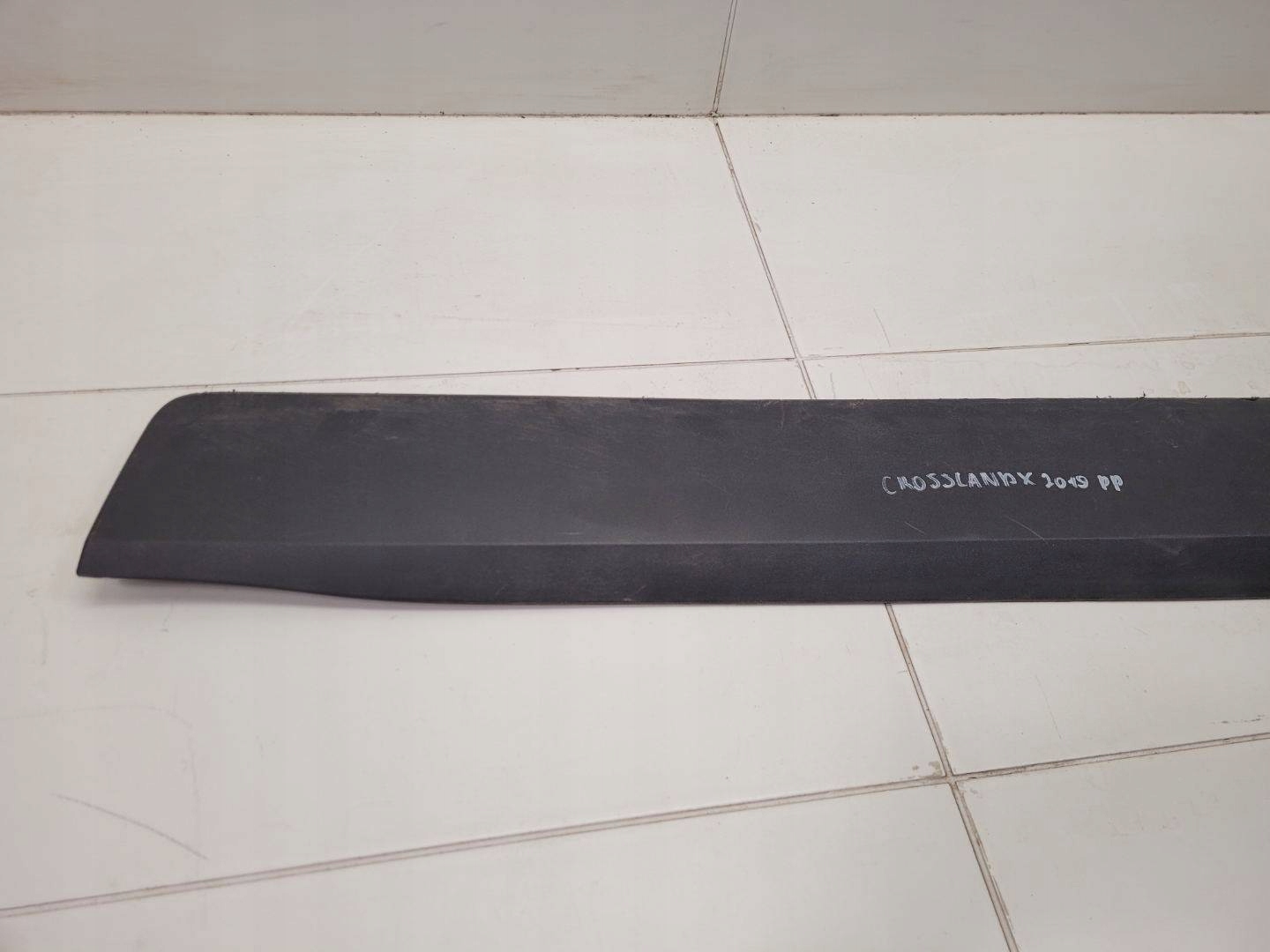 moulding door front right side Opel Crossland X 2019 13482097