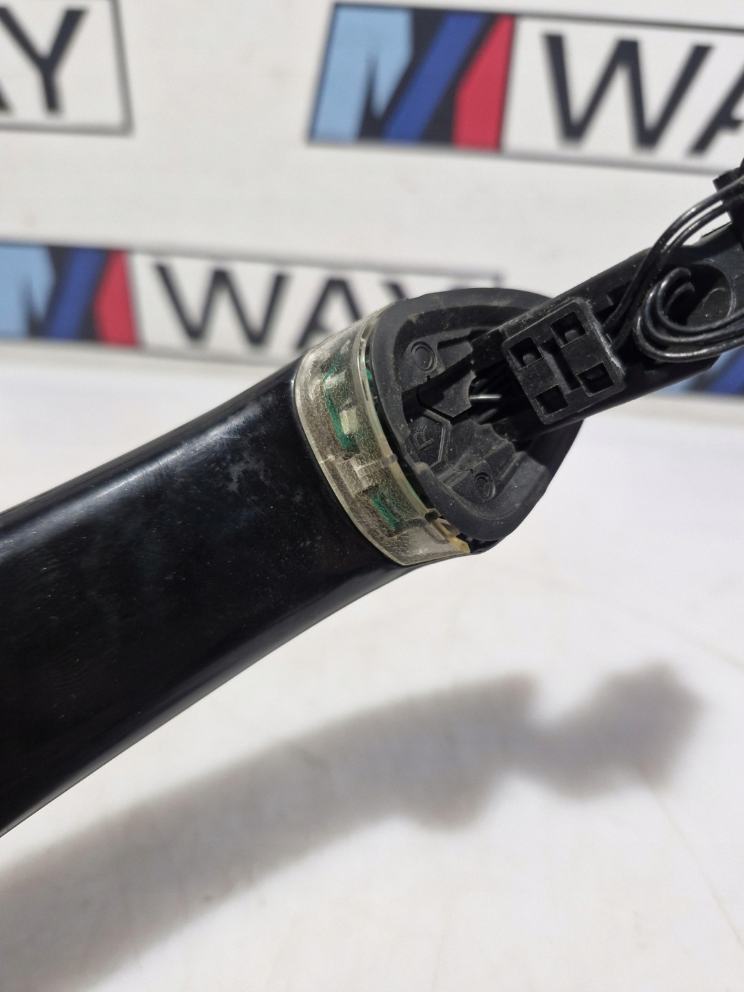 BMW F10 F11 holder handle door right front KEYLLES B90