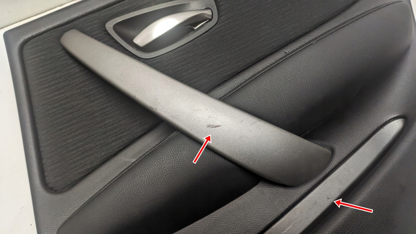BMW E87 2.0D 11R side door right rear part