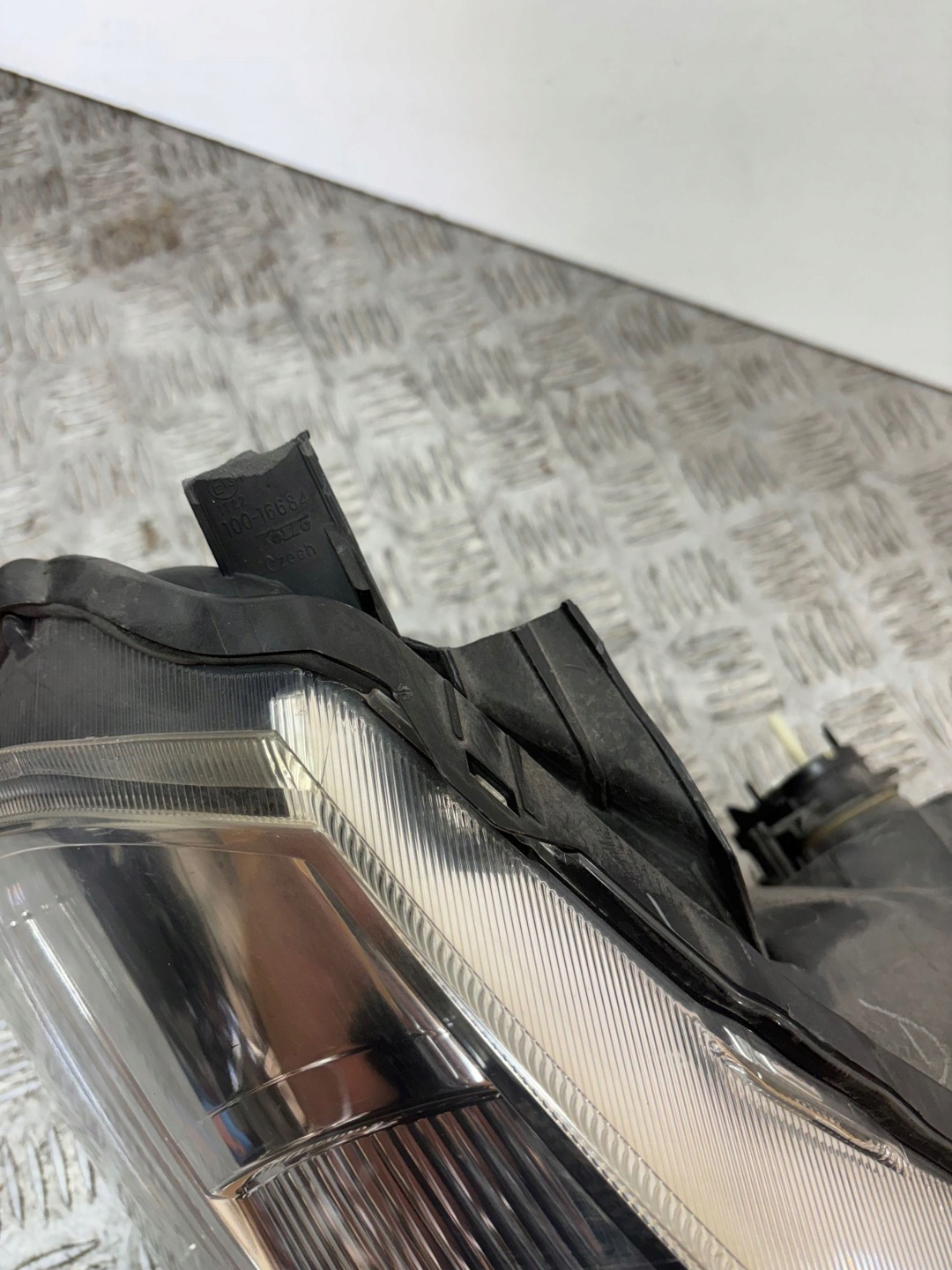REFLEKTOR light right FIAT SEDICI SUZUKI SX4