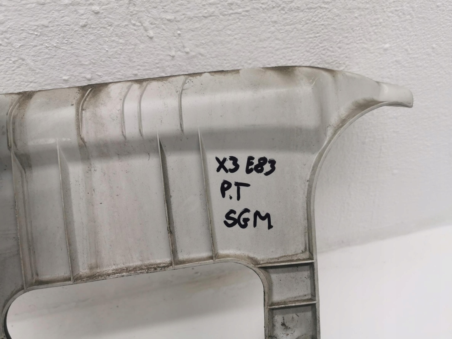 bumper bracket left rear part BMW X3 E83 / LIFT 3414401
