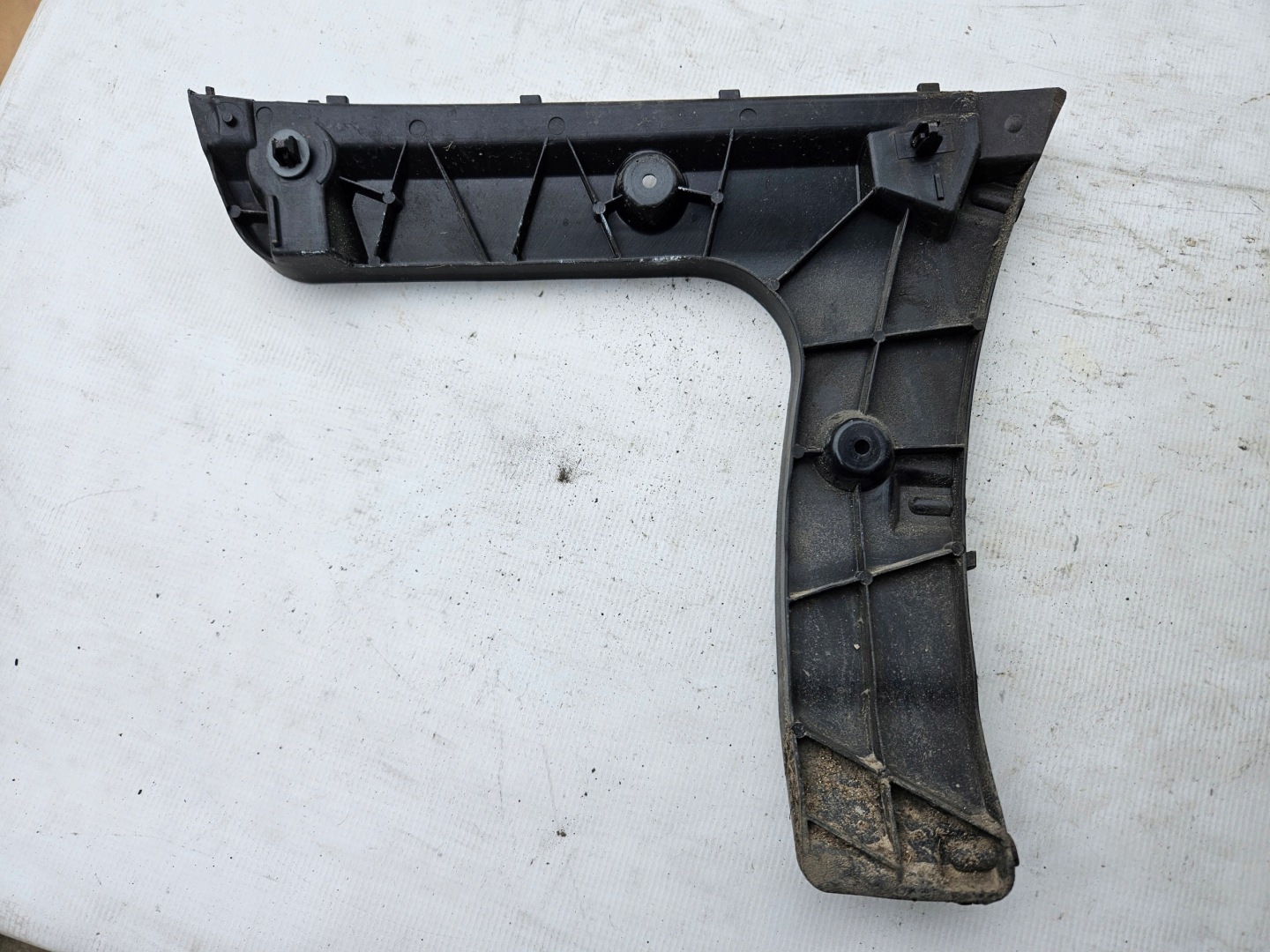bumper bracket left rear part rear AUDI A6 C7 sedan