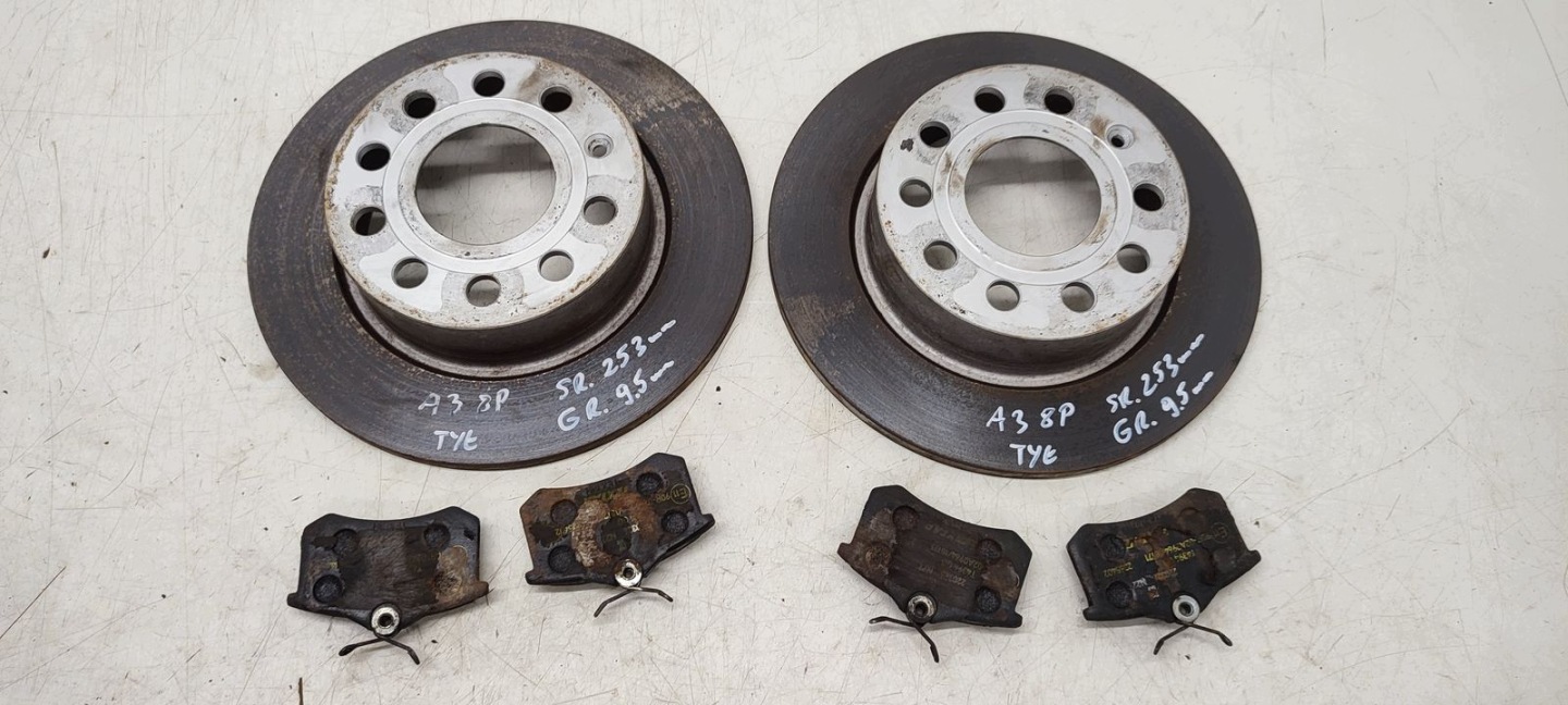 kotuče brzdové plotýnky záď Audi A3 8P 1,6 MPI