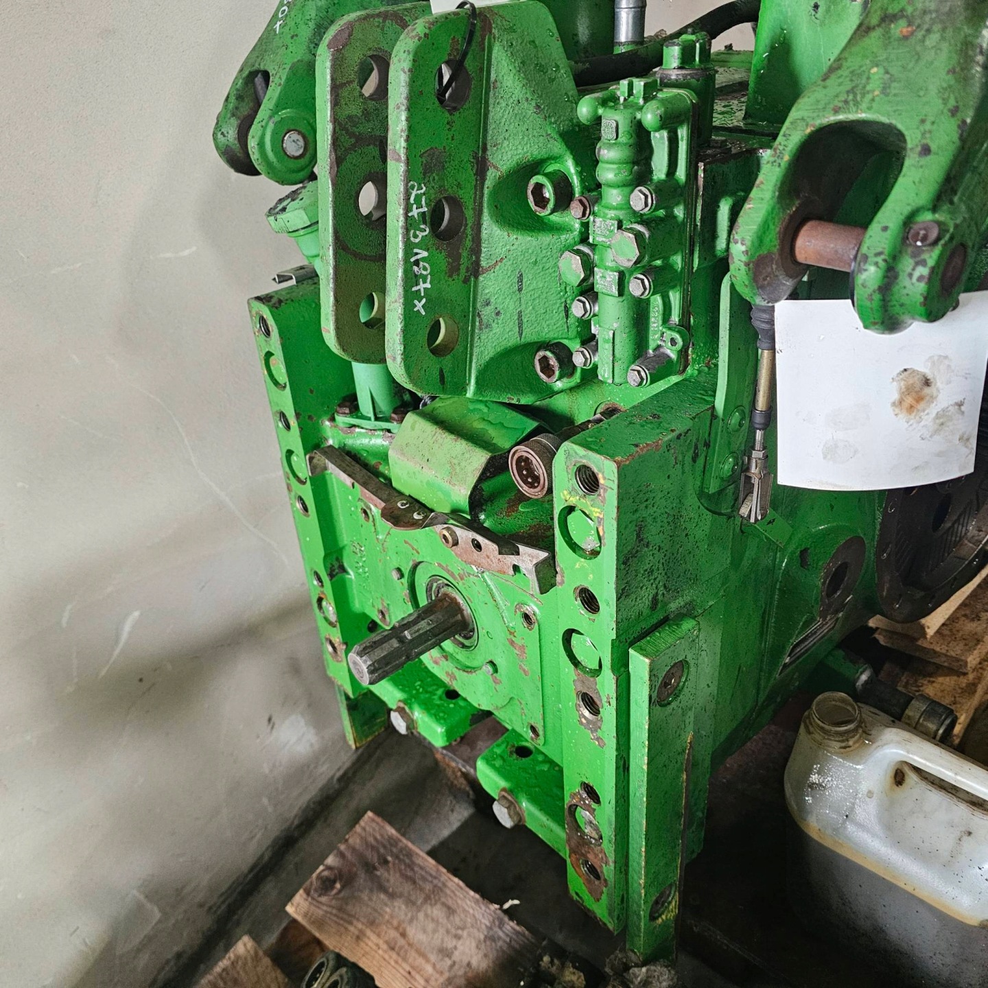 Gehäuse TRAKTOR WOM L115171 JOHN DEERE 6120