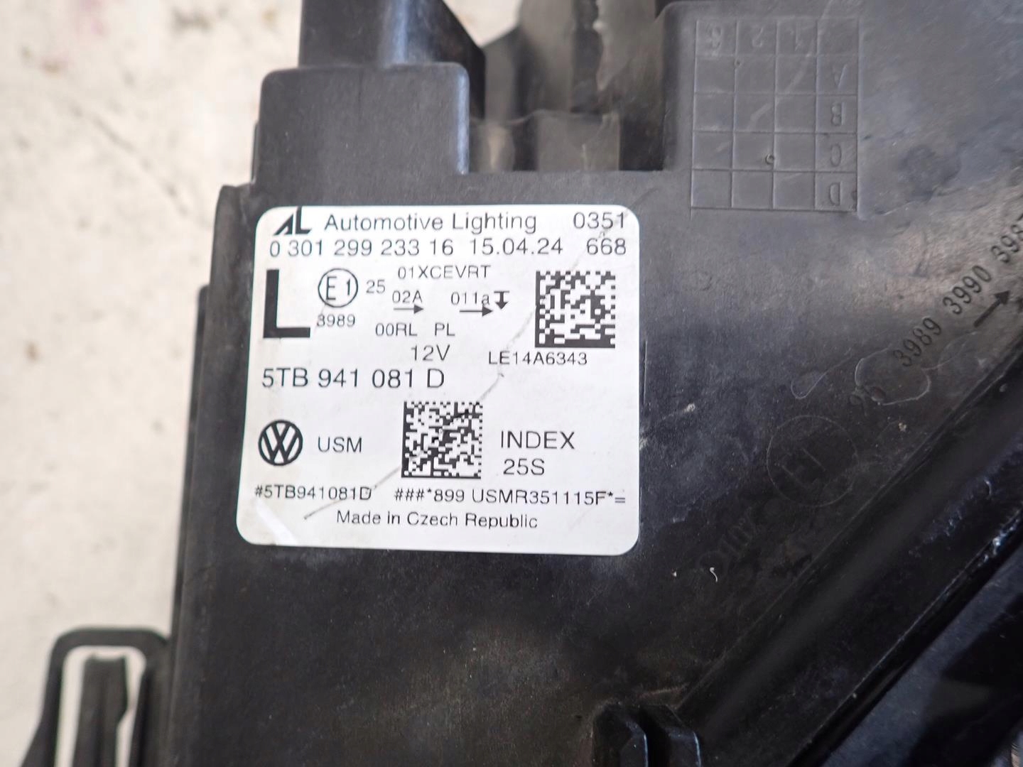 light front front left VW TOURAN 2015- FULL LED 5TB941081D