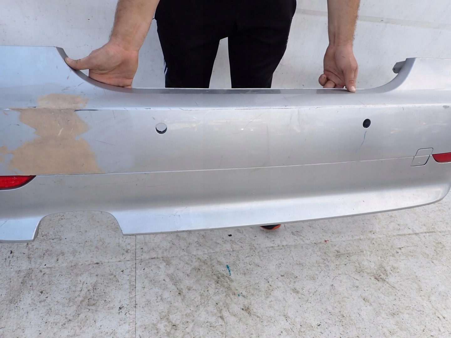 BMW 5 V E60 sedan 03- bumper rear part rear PDC