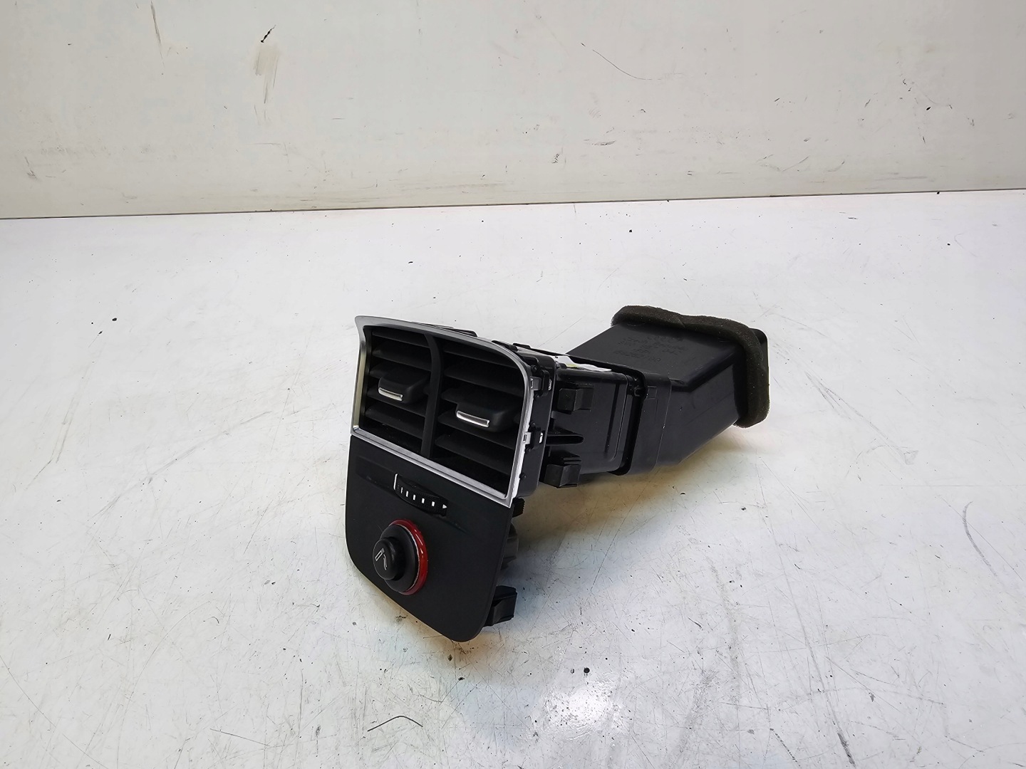 grid air conditioning devices central rear part AUDI A3 8V 8V0819203