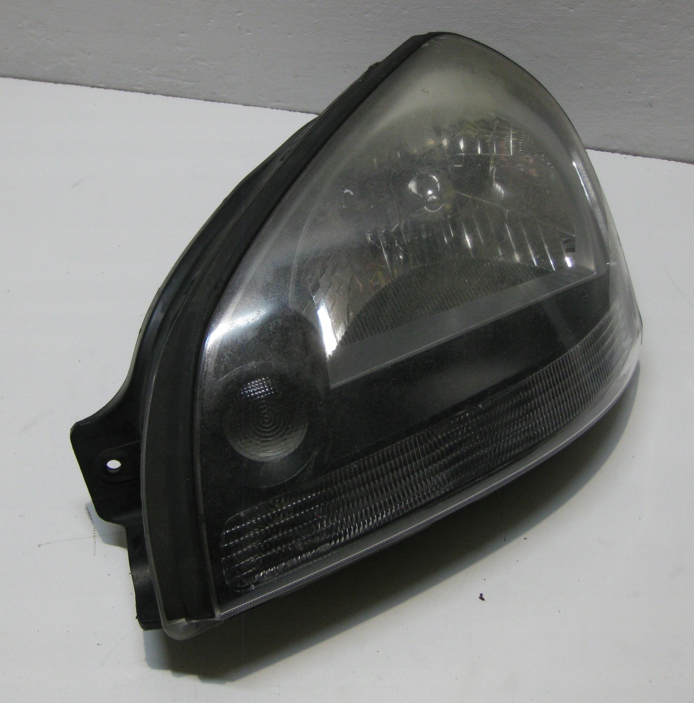 HYUNDAI TUCSON and 08R REFLEKTOR light left front EU 92101-2EXXX