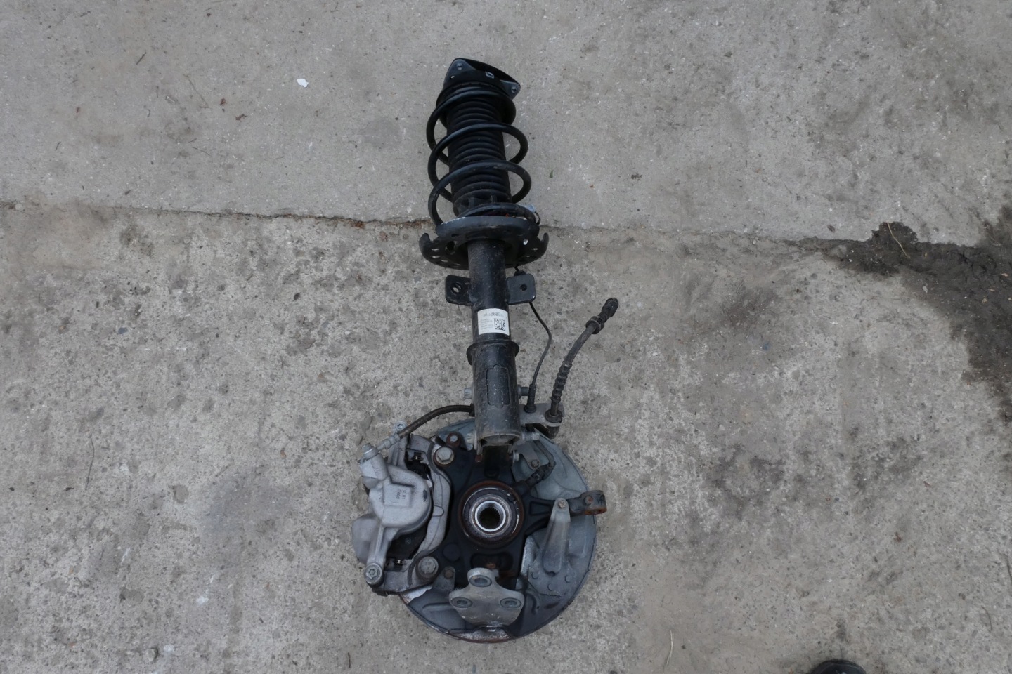 PEUGEOT 408 1.2 THP 2023 McPherson shock absorber swing left right front