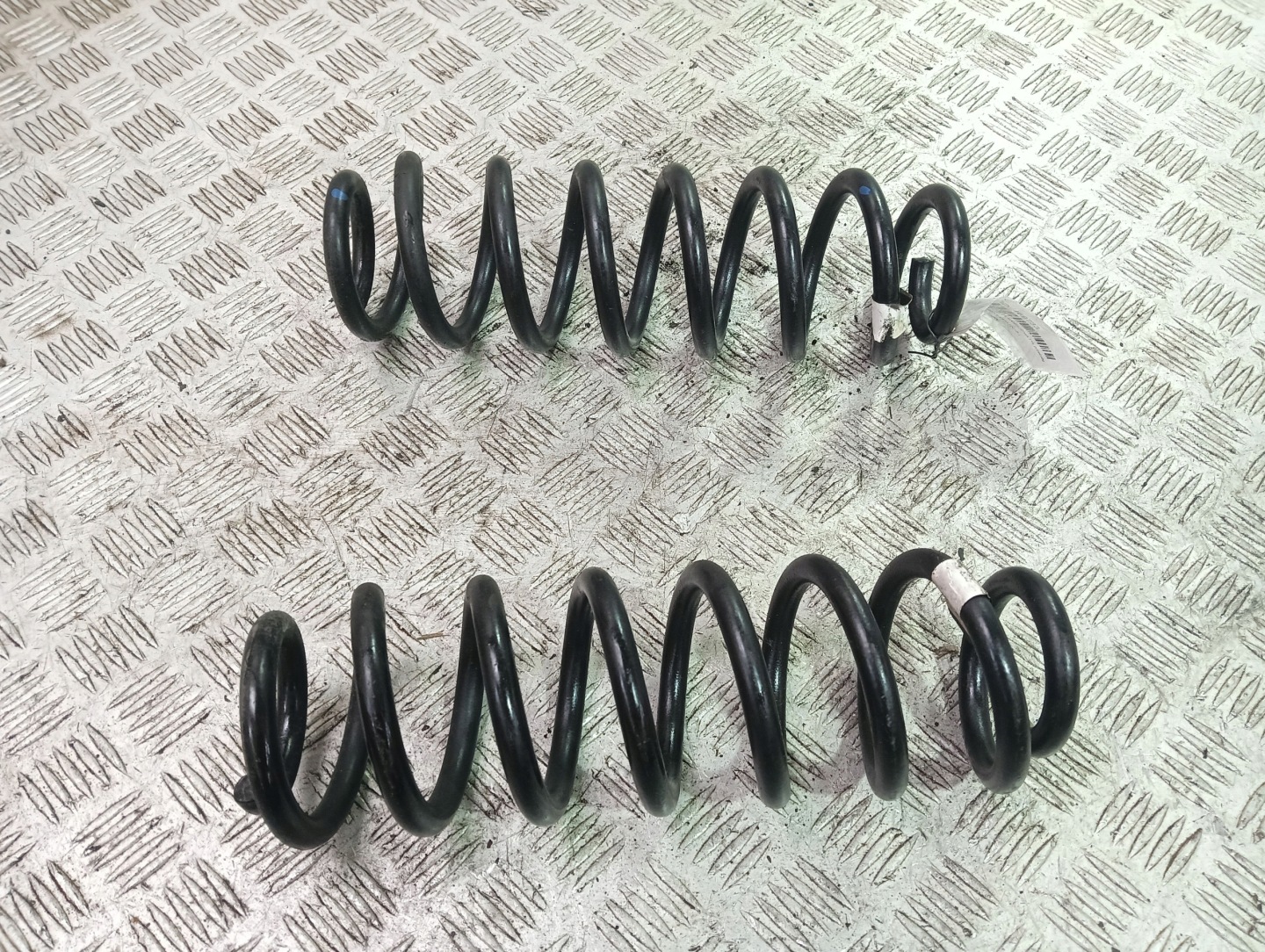 springs springing rear part AUDI Q3 II F3 83A (2018-)