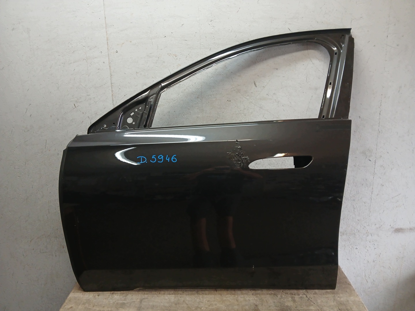 door front left MERCEDES E KLASA W214 A214