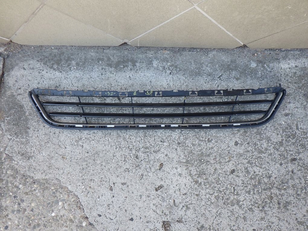 FORD MONDEO MK5 15- grid of a bumper front