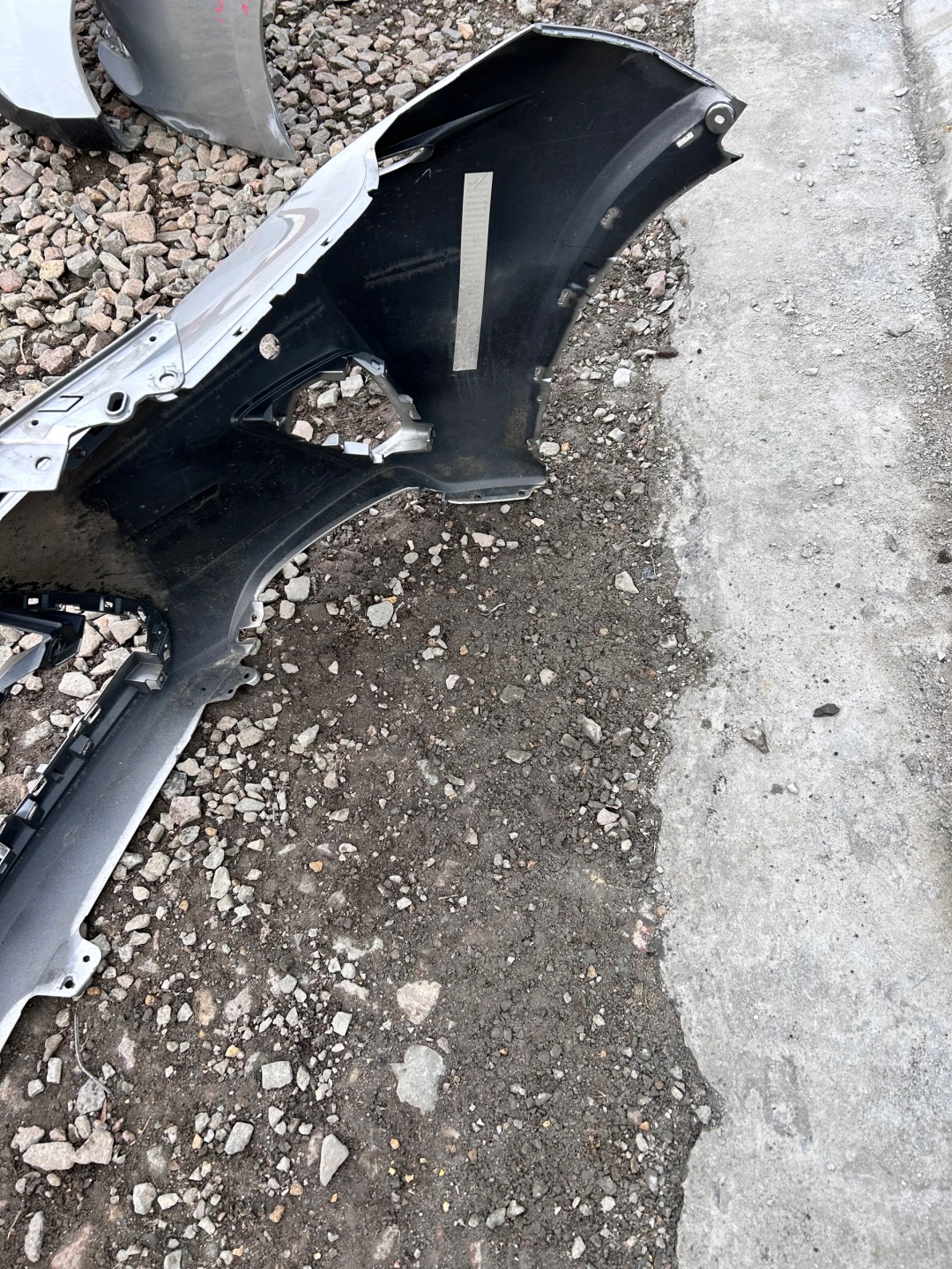 Frontstoßstange LEXUS NX LIFT 18- nr.102