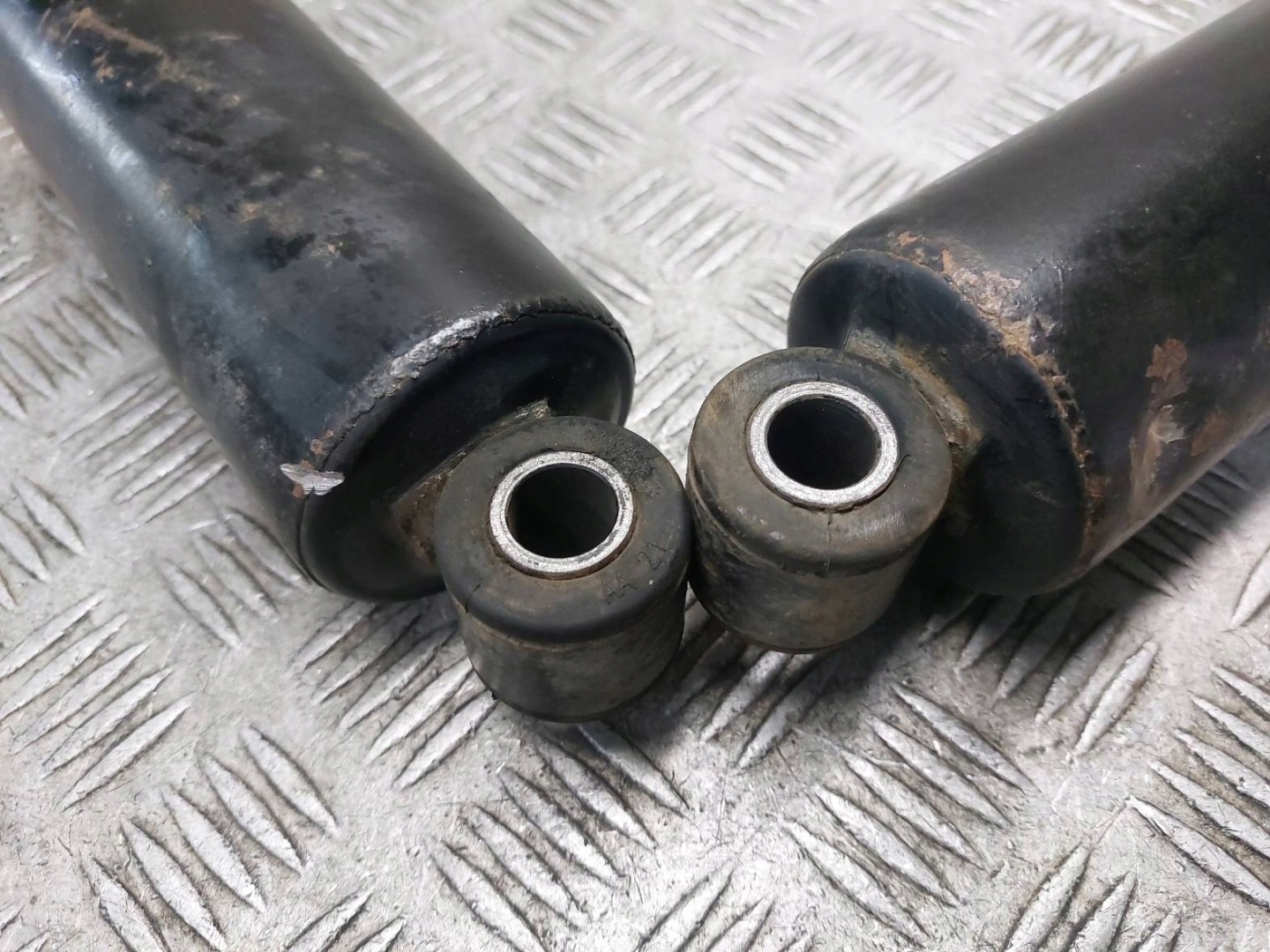 Stoßdämpfer heck KOMPLET PEUGEOT BOXER und LIFT