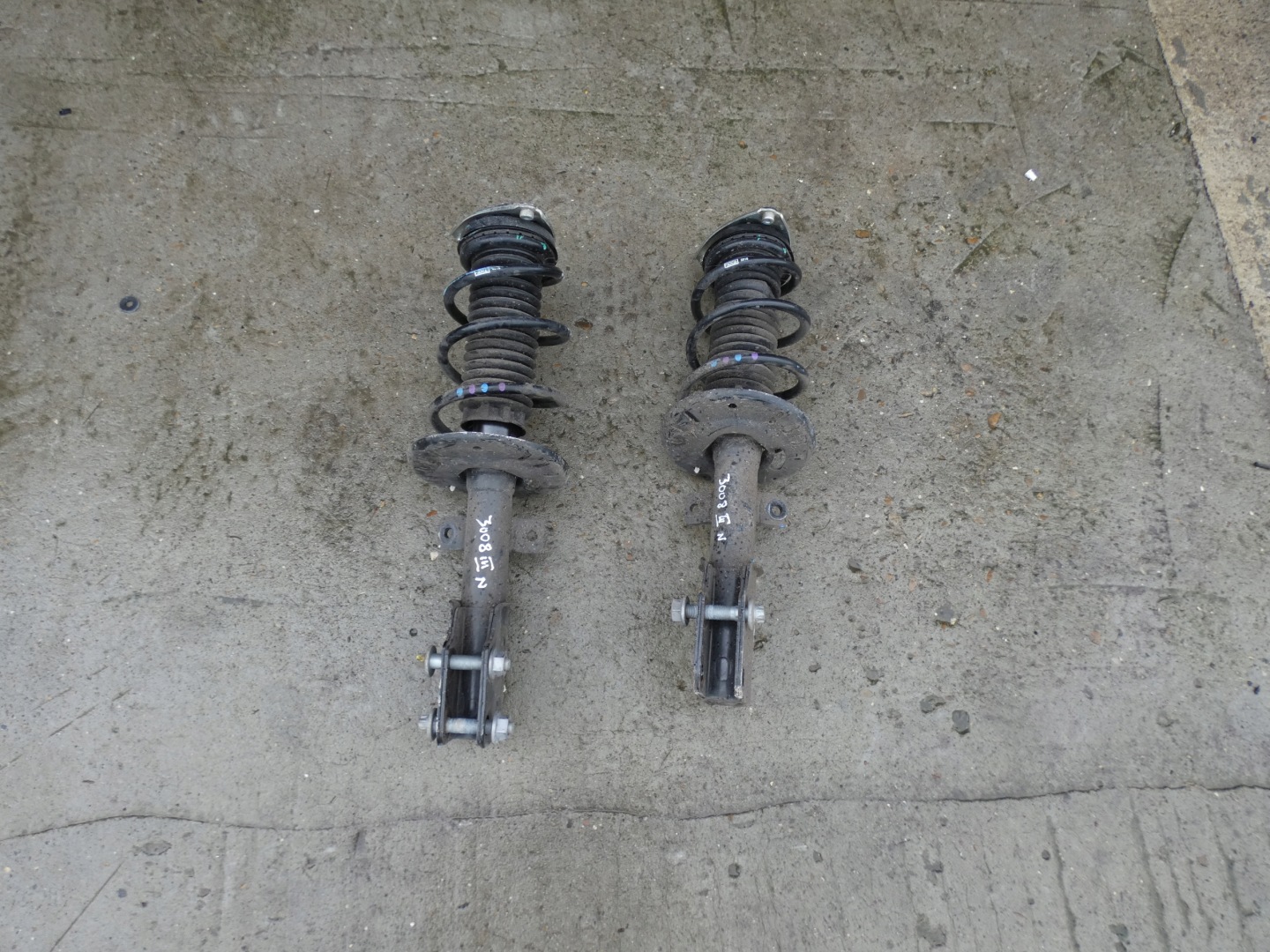 Peugeot 3008 III 2024 right side shock absorber front