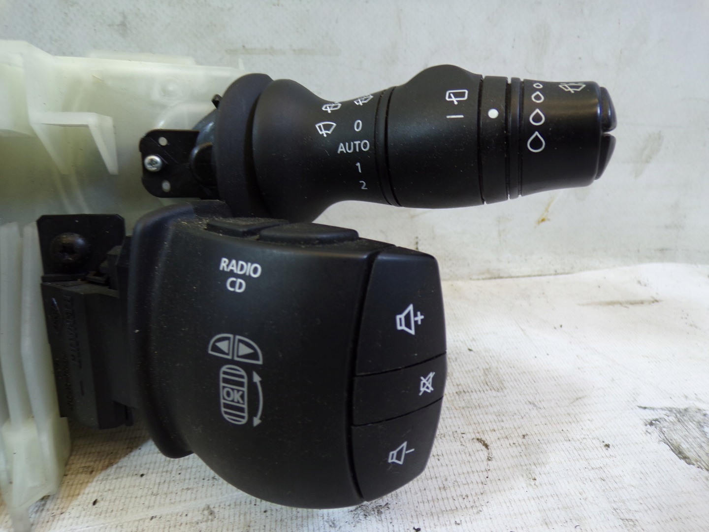 DEVIO LUCI TERGICRISTALLO TERGI RENAULT MEGANE 3 III 255670019R-B