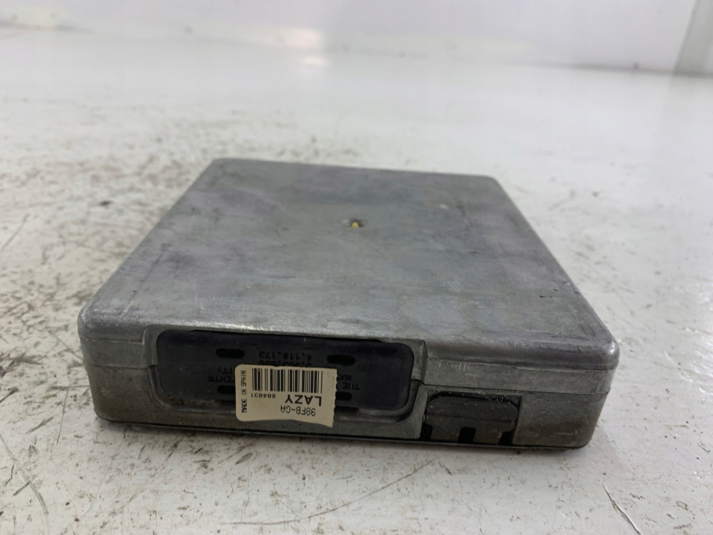 FORD FIESTA 1.3 unité de commande électronique uce moteur 98FB-12A650-GA