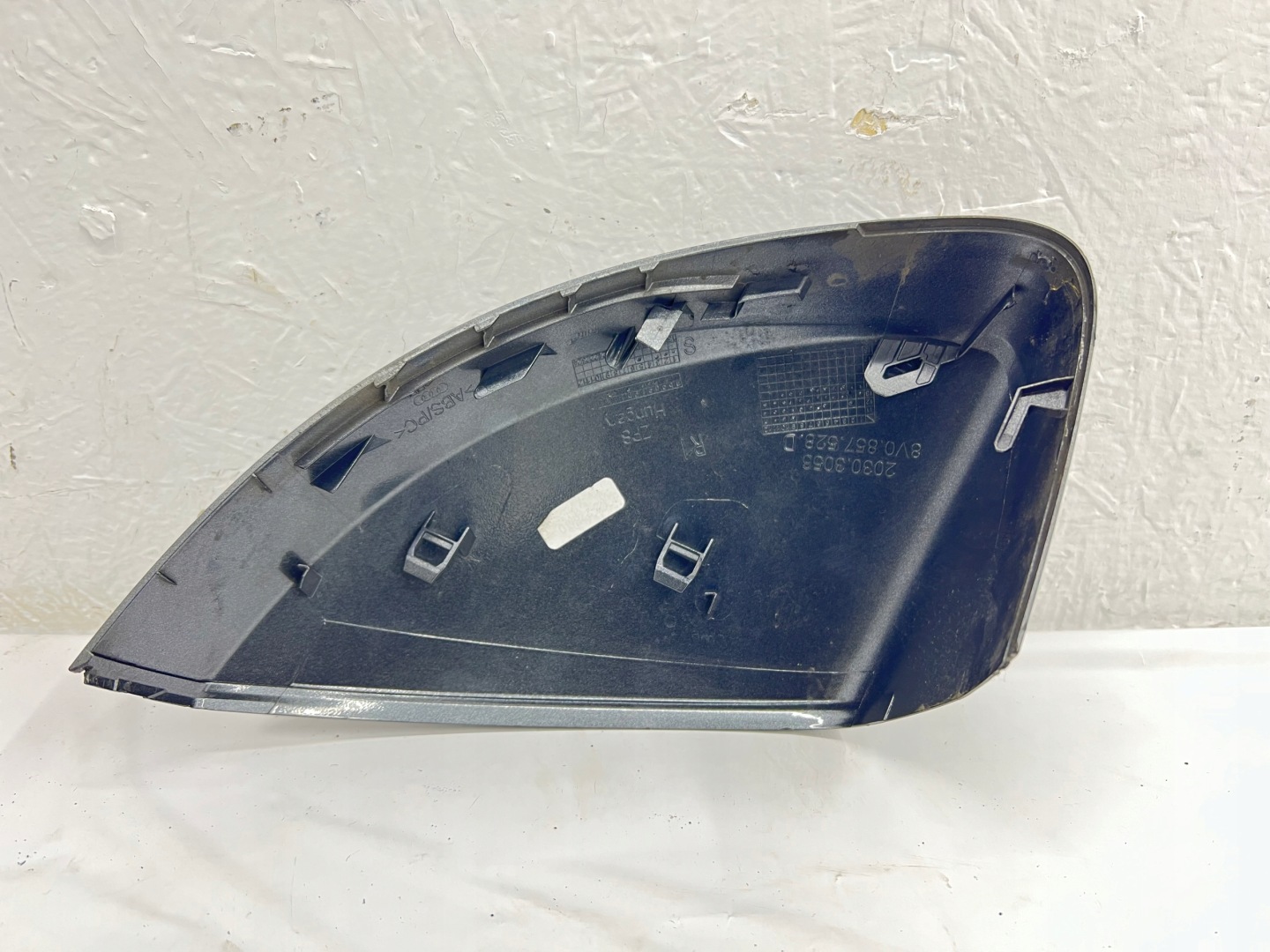 cover mirrors right AUDI A3 8V0857528D LZ7S