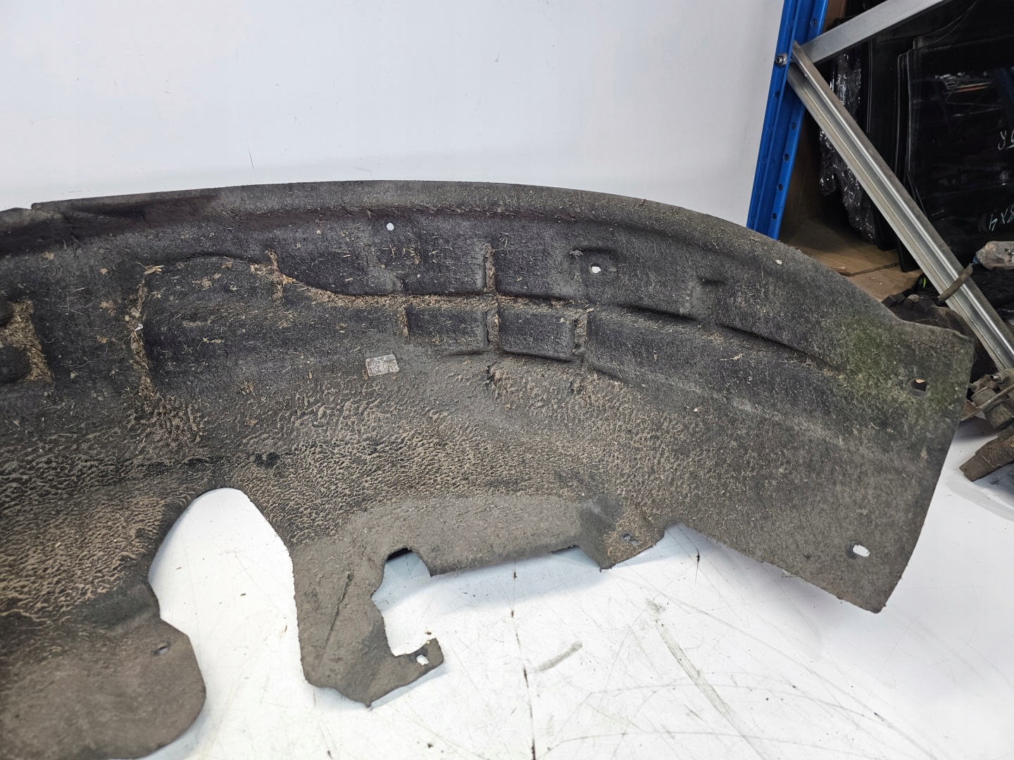 mudguard right rear part AUDI Q3 8U 8U0810172A