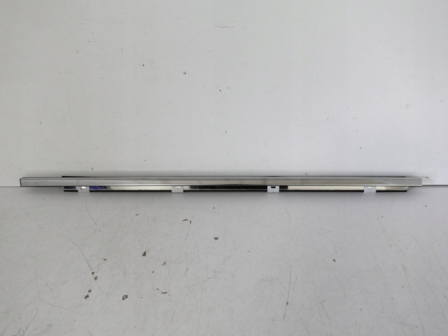 LEXUS RX V 5 RX450 RX350 22- moulding dust windows front right CHROM