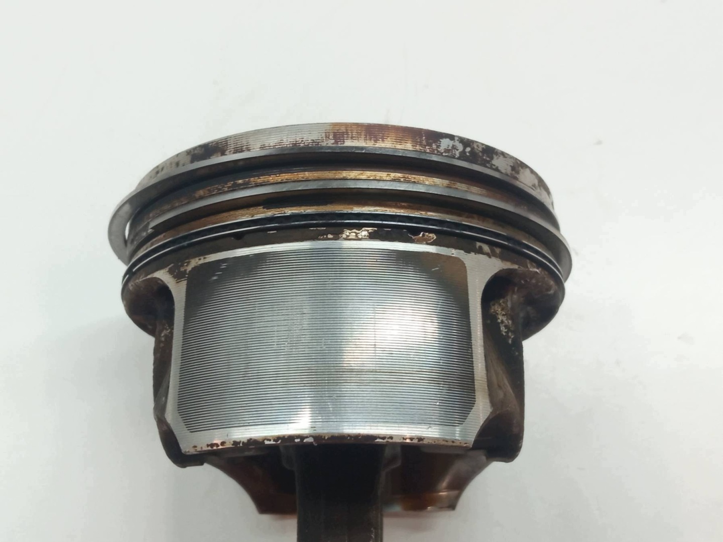 piston connecting rod 076182+ 1.4 TSI Skoda Octavia II (2004-2013)