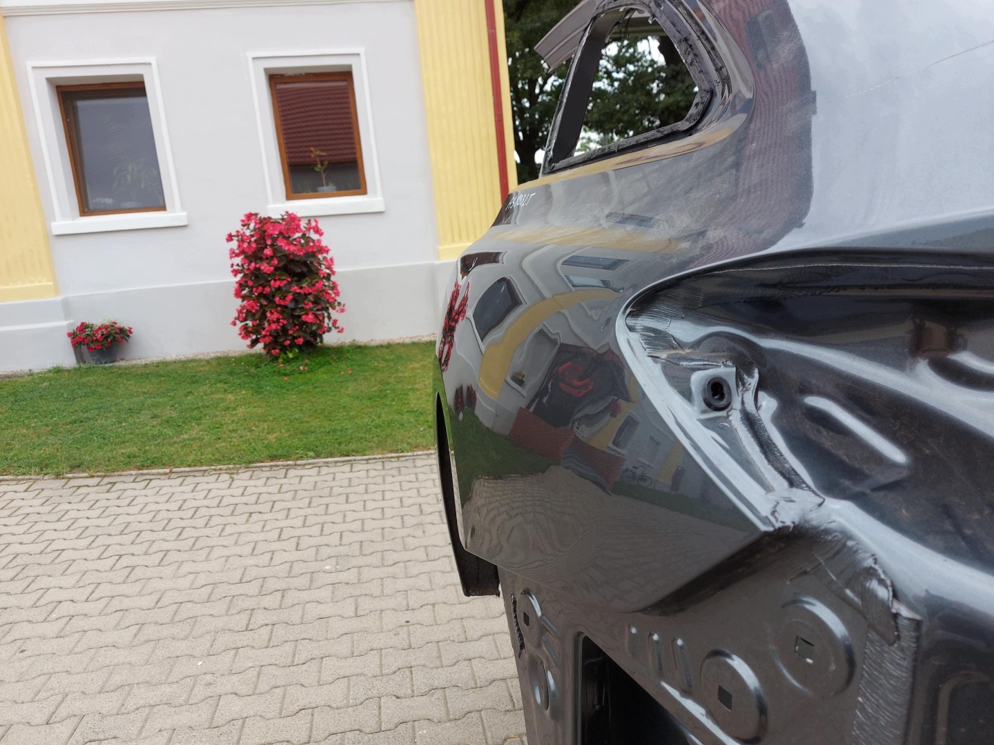 AUDI A5 8B3 B10 AVANT parafango posteriore sinistra LZ7S